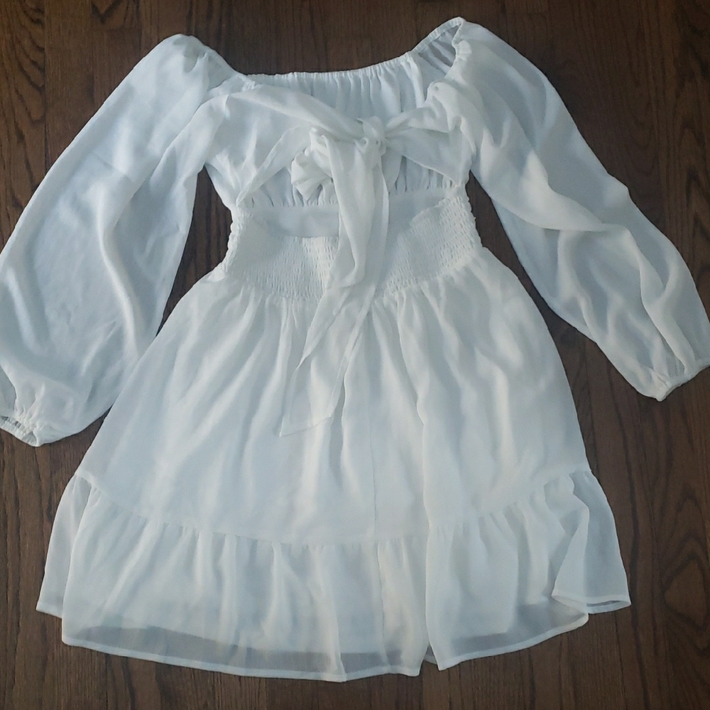 Elegant White Tie Back Women's Dress - Picture 12 of 15